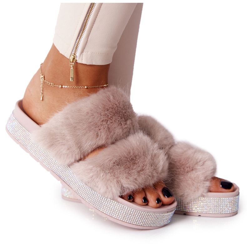 PS1 Beige Slippers On The Platform With Fur And Cubic Zirconia Wow!