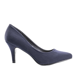 Navy blue pumps on the Anahi heel