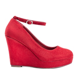 Red pumps on the wedge Marni Red pumps on the wedge Marni