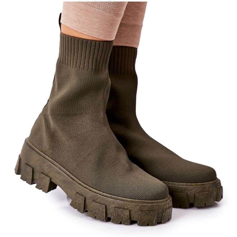 PS1 Workers Of Elastic Fabric On The Green Inspiration Platform