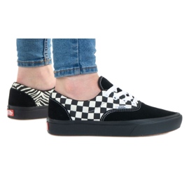 vans era white and black