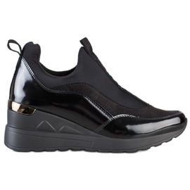 Evento Wedge Slip-On Sneakers black