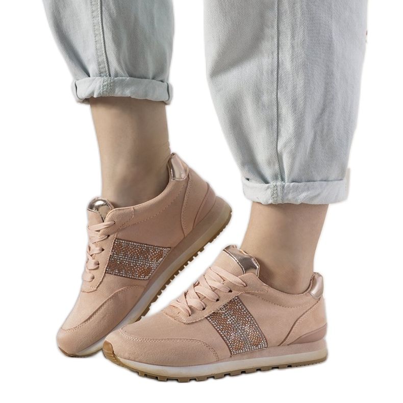 Pink sports sneakers decorated with Ratia cubic zirconia beige
