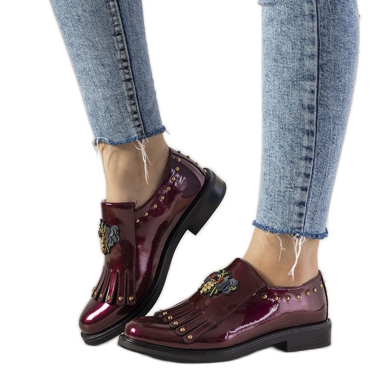 Maroon slip ons with GF-FD9 studs red