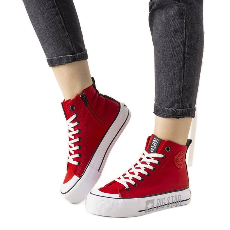 Red Big Star women's sneakers from Balvin