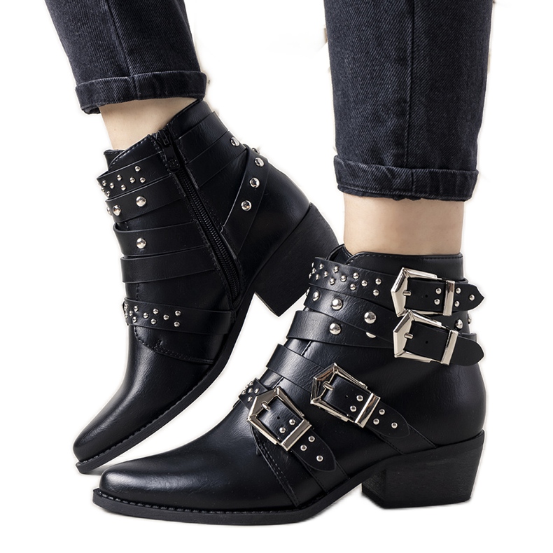 Black cowboy boots with Ergost stripes