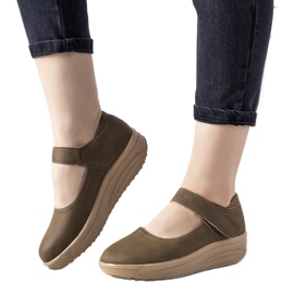 Brown shoes on a thick Lumen sole Brown shoes on a thick Lumen sole