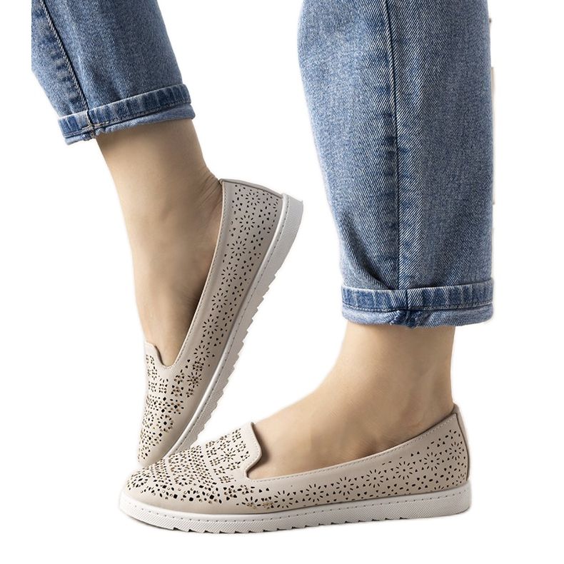 Beige loafers with an openwork Catwalk pattern