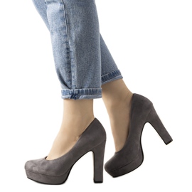 Graphite high heels on the Megara platform grey