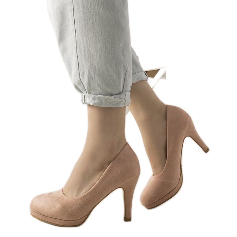 Pink pumps on a Marino stiletto heel Pink pumps on a Marino stiletto heel