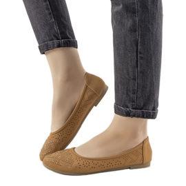 Camel ballerinas with an openwork Andalia pattern brown Camel ballerinas with an openwork Andalia pattern brown