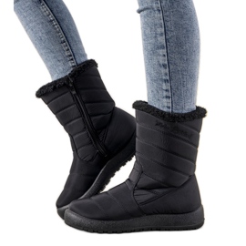 Black women's snow boots from Mirage