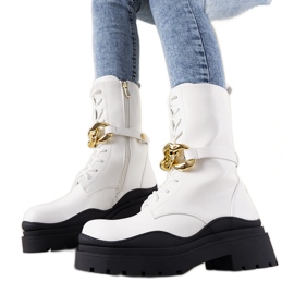 White ankle boots with a chain from Rock It