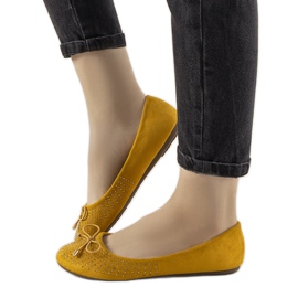 Yellow ballerinas with a Larissa bow