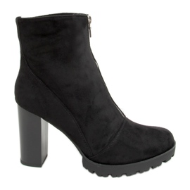 Black Wide-heeled boots black 688-A40 Black Black Wide-heeled boots black 688-A40 Black