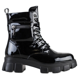 Weide Lacquered Workers With A Pocket black Weide Lacquered Workers With A Pocket black