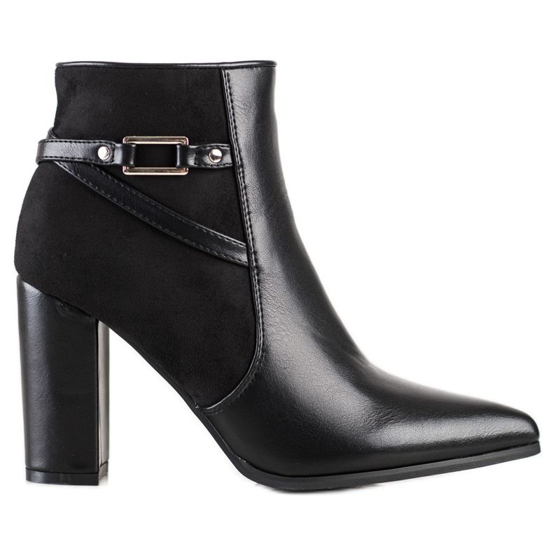 Ideal Shoes Elegant Black Boots In Spitz