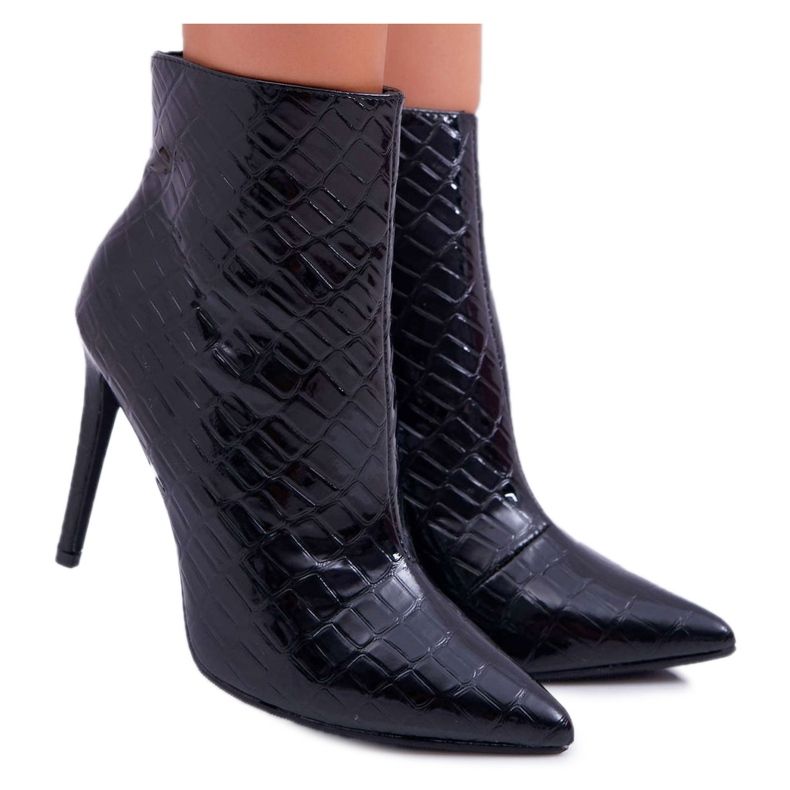 FW1 Women's Boots On A High Heel Lacquered Black Devo