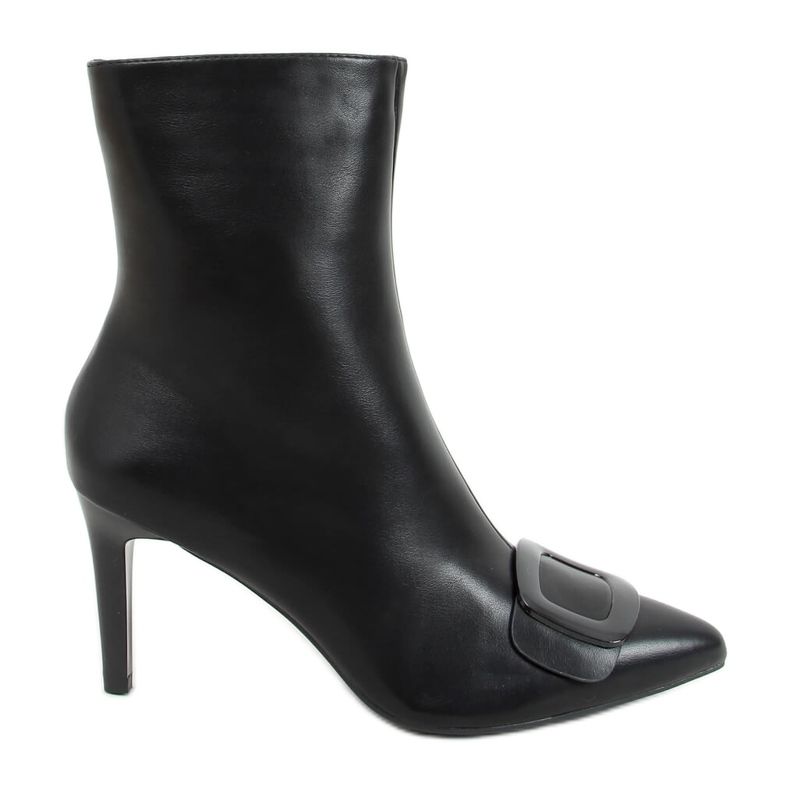 Black Boots on a pin UK65P Black