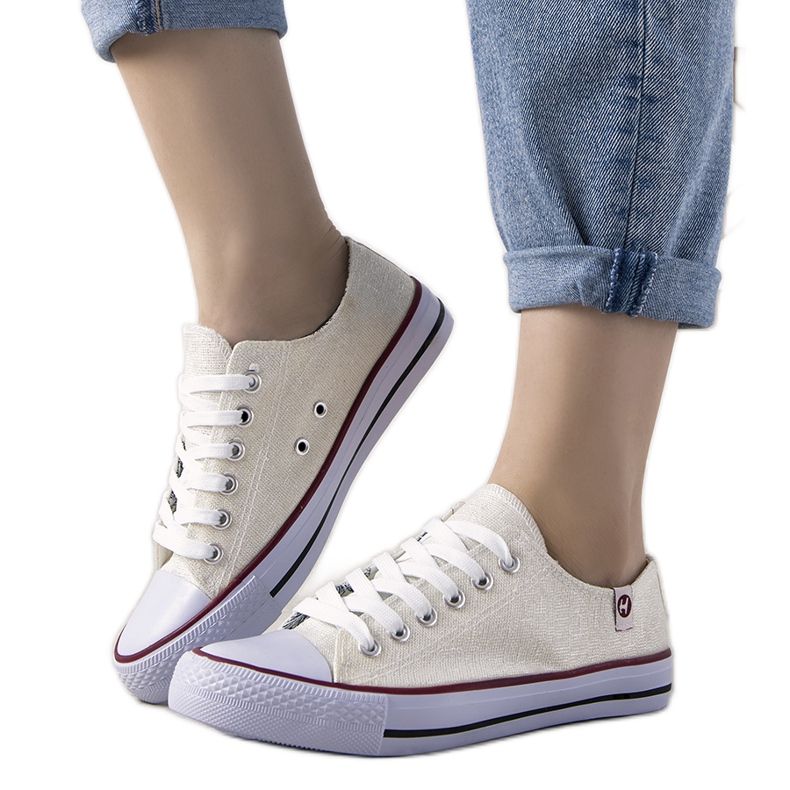 Cream-colored shiny Guest sneakers beige