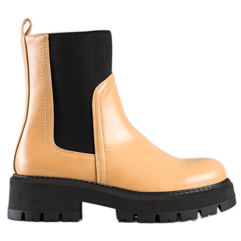 Seastar Chelsea boots on the fashion platform beige brown Seastar Chelsea boots on the fashion platform beige brown