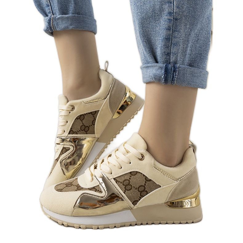 Women's beige sneakers from Jovanna