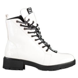Vinceza VINCEZ's white workers