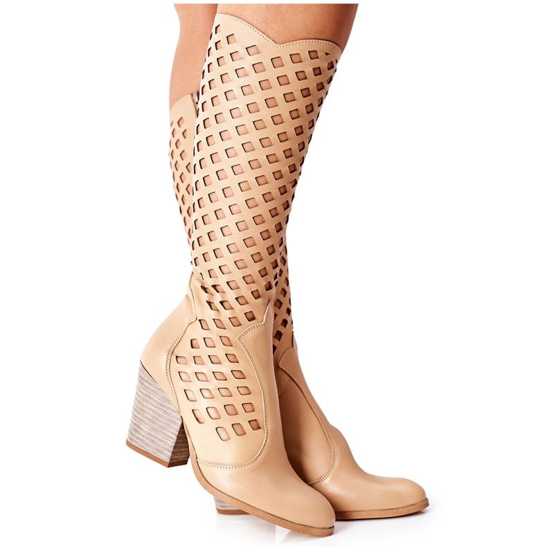 PA2 Women's Beige Boots With Openwork Pattern Verben