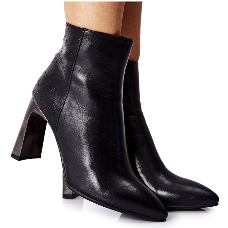 S.Barski Women's Black Boots on the Olastis heel S.Barski Women's Black Boots on the Olastis heel