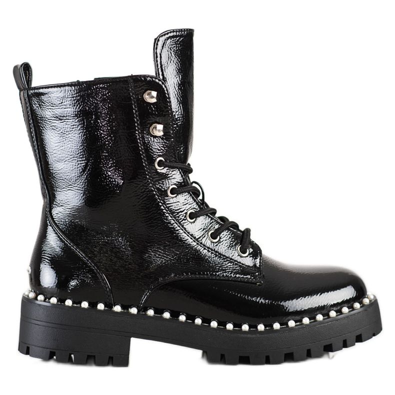 Bestelle Black Workers With Pearls