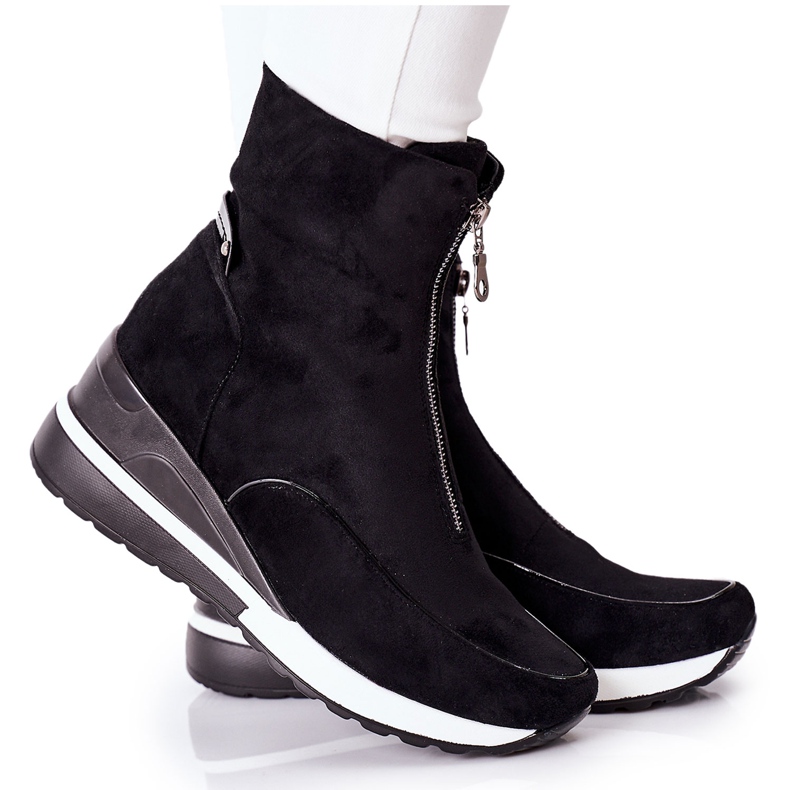 Vinceza Women's boots on a wedge Black Glenvar