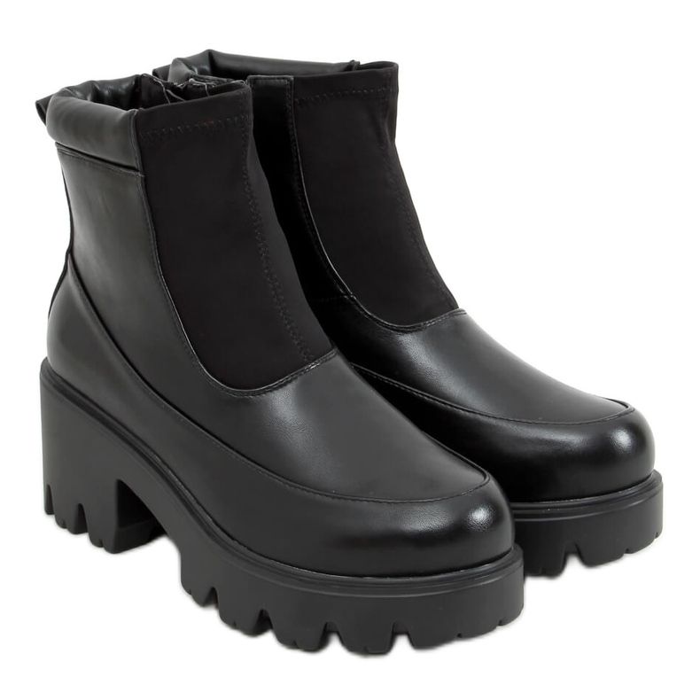 Black Boots on thick soles CH19208 Black