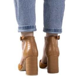 Camel pumps on the Natalie post brown