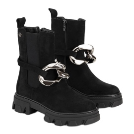 Black boots with a gold chain from Gareau