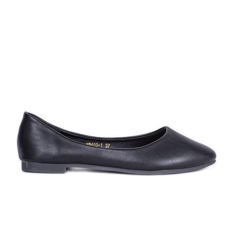 Black ballerinas with almond nose Baleria