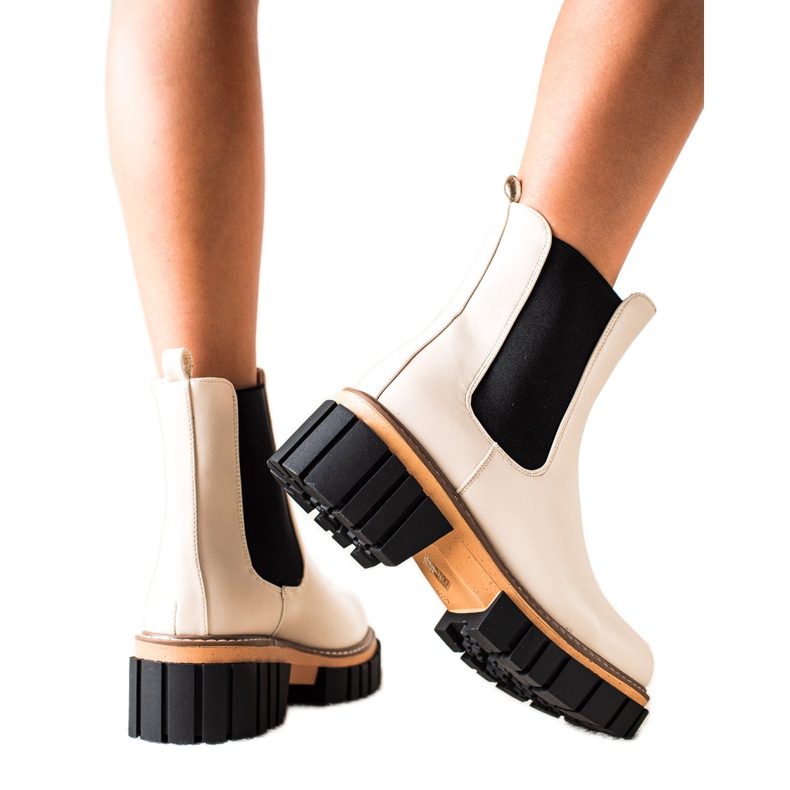 Seastar Chelsea Boots On The Fashion Platform beige black