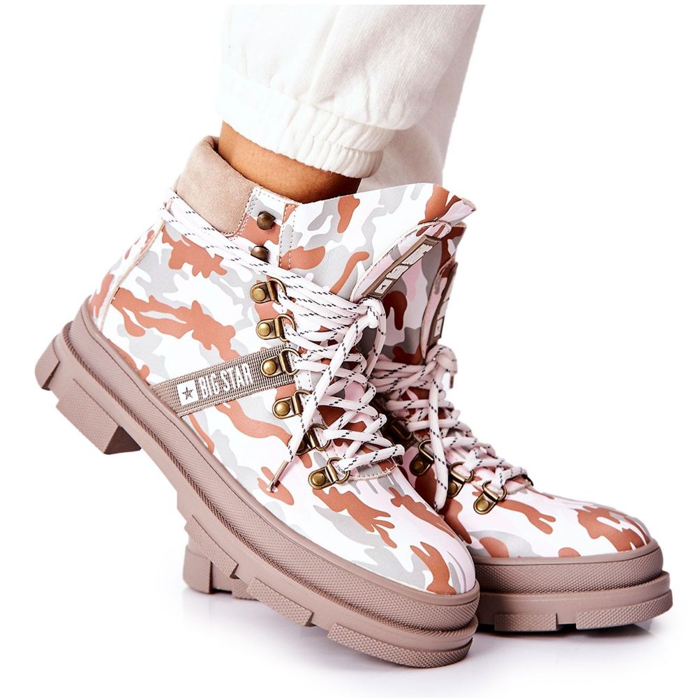 Pink camo hiking boots deals