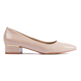 Goodin Classic pumps with low heels beige