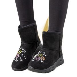 Black women's snow boots from Arana Black women's snow boots from Arana
