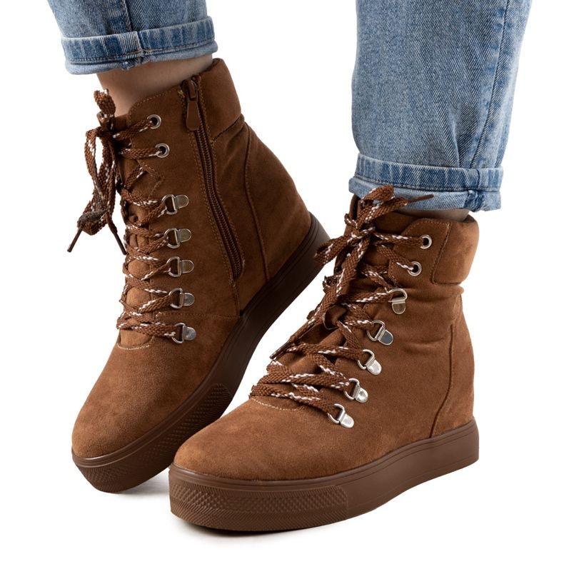 Carmona winter camel sneakers brown