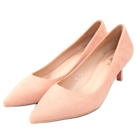 Pumps on a low heel Ann Pink