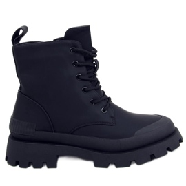 Arlen Black trekking boots