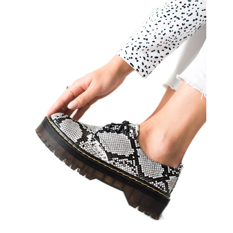 Sweet Shoes Shoes On the Snake Print Platform white black