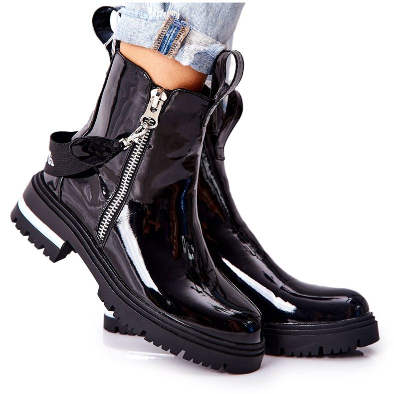 PS1 Leather Lacquered Warm Boots With Zipper Black Cortona