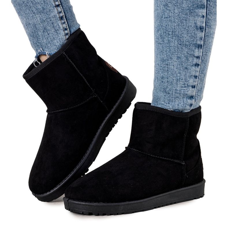 BM Black women's snow boots from Nanna