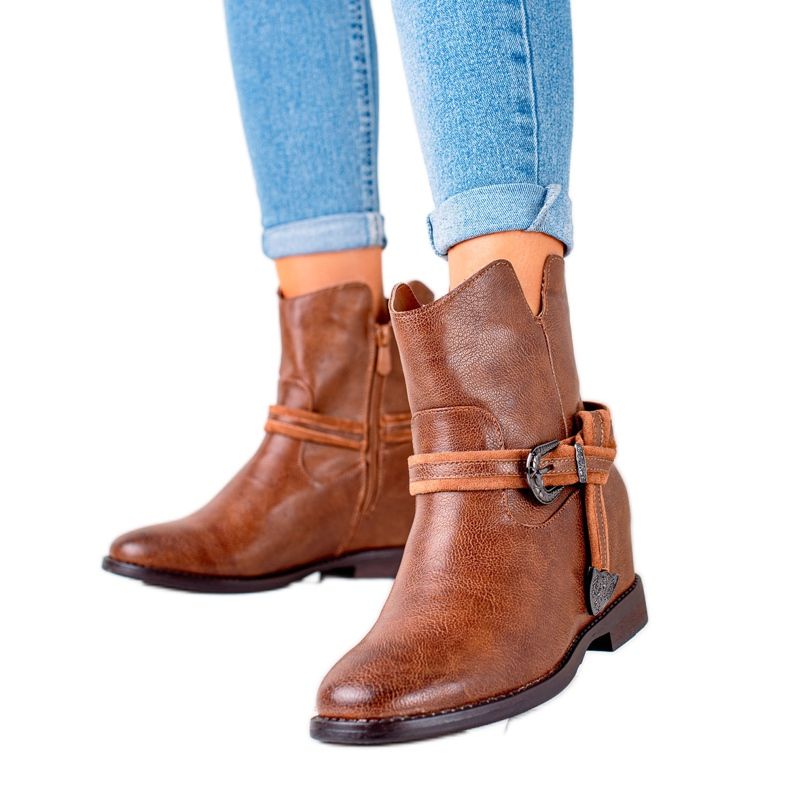 TRENDI Stylish wedge boots brown