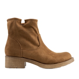 Orva camel flat heel boots brown