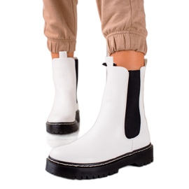 S. BARSKI High Chelsea Boots on the S.BARSKI Platform white