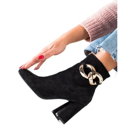 TRENDI Stylish boots with golden ornament black TRENDI Stylish boots with golden ornament black