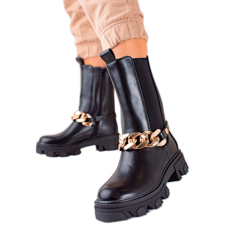 Sweet Shoes High Black Boots With Chain